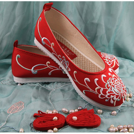 Giày - phụ kiện cổ trang Trung Quốc