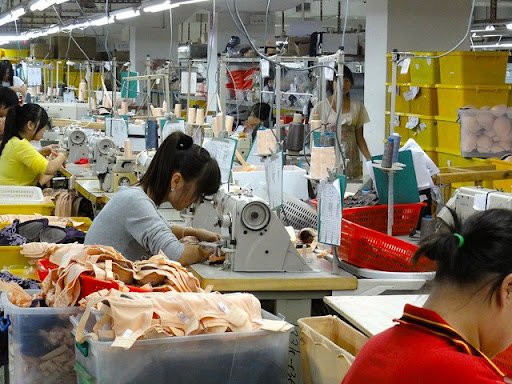 Nhập hàng đồ lót Trung Quốc tận xưởng sản xuất