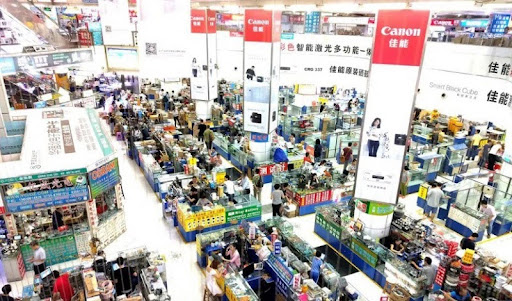 Thẩm Quyến là khu chợ nhập hàng điện tử Trung Quốc lớn nhất Trung Quốc